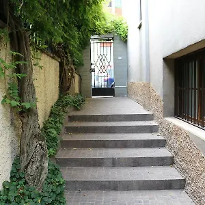 επισκεφθείτε το ξενοδοχείο