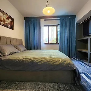 https://center-apartment-30m-from-center.albaniahotels.org